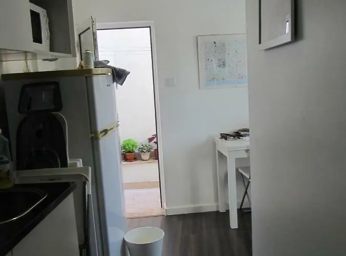 House Mouraria Apartament